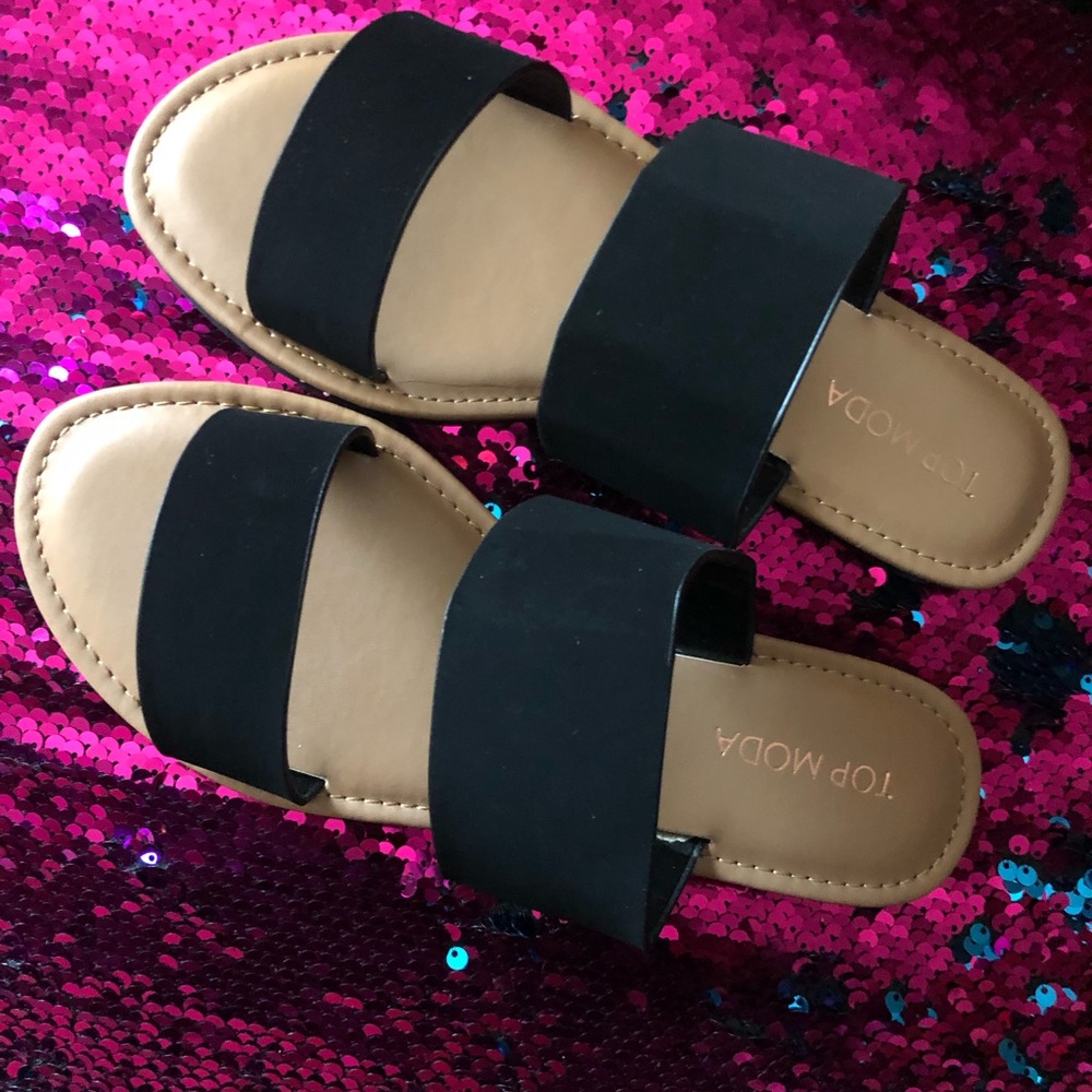 New without box Women black double strap sandals